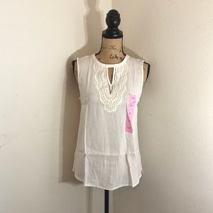 Grace elements white tank top with crochet size s